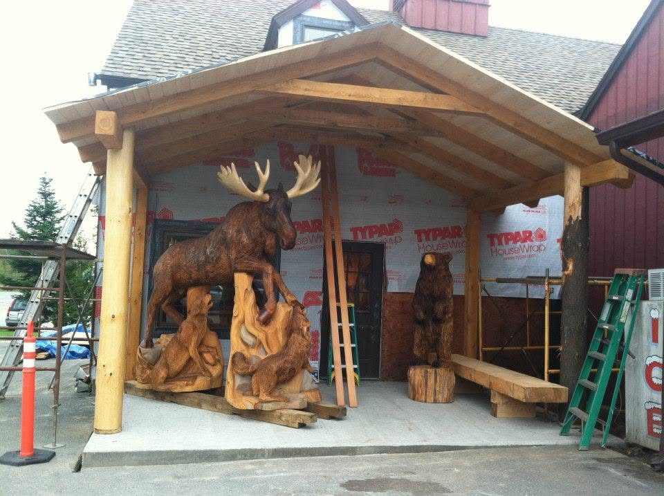 The moose and bear at the porch, August 2012